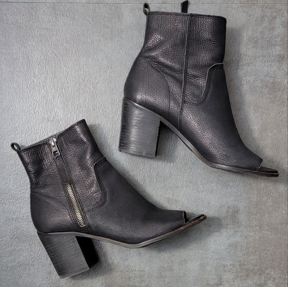 Lucky Brand Black LK-KAMREN Ankle Bootie, Women's Size 8 - Picture 4 of 10